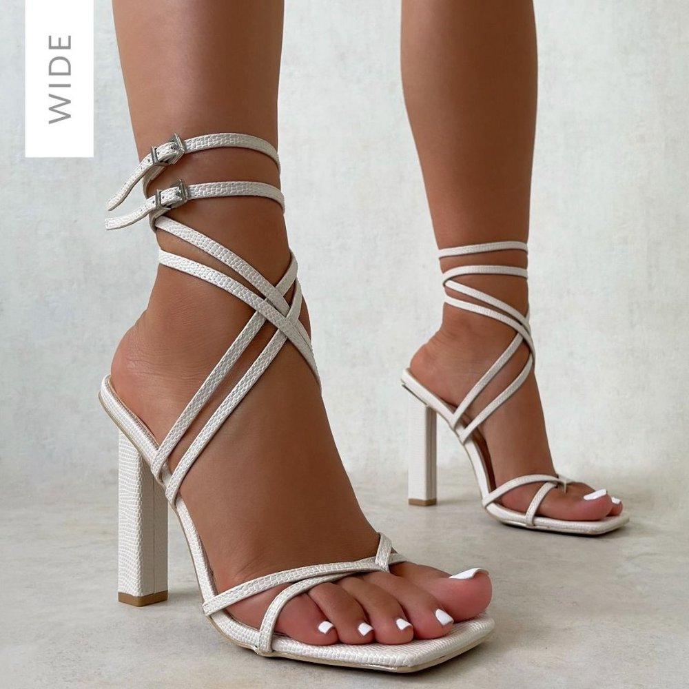 Simmi DAPHNE WIDE FIT STONE FAUX LIZARD TOE POST LACE UP HEELS Size 7